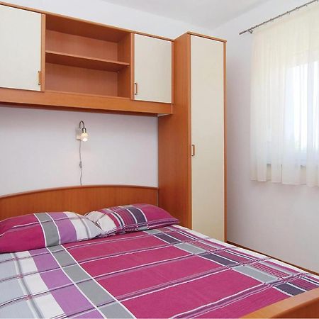 2 Bedroom Nice Apartment In فير المظهر الخارجي الصورة
