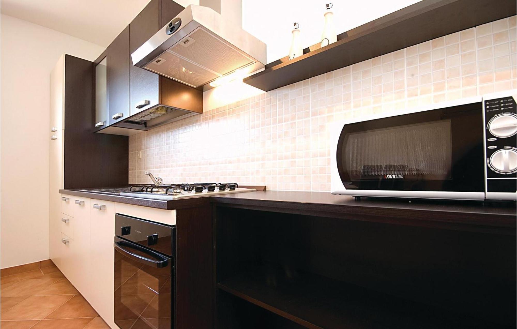 2 Bedroom Nice Apartment In فير المظهر الخارجي الصورة